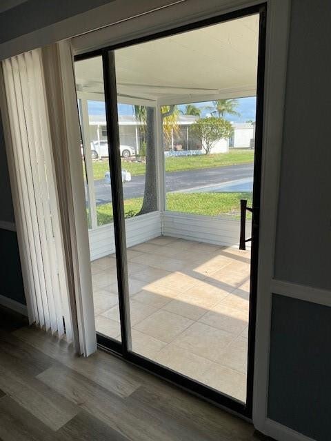 Building Photo - 927 Sun Acres Ln