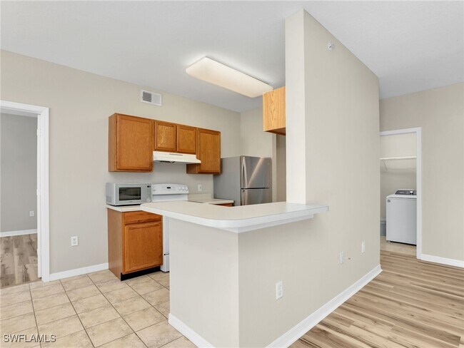 Building Photo - 7935 Preserve Cir