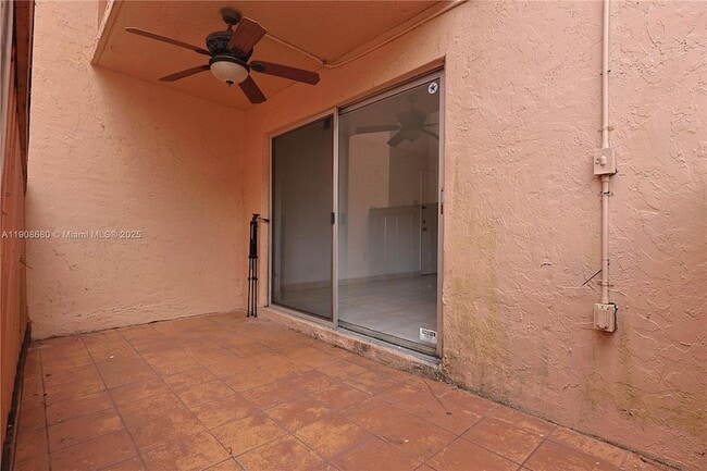 Building Photo - 7230 Fairway Dr