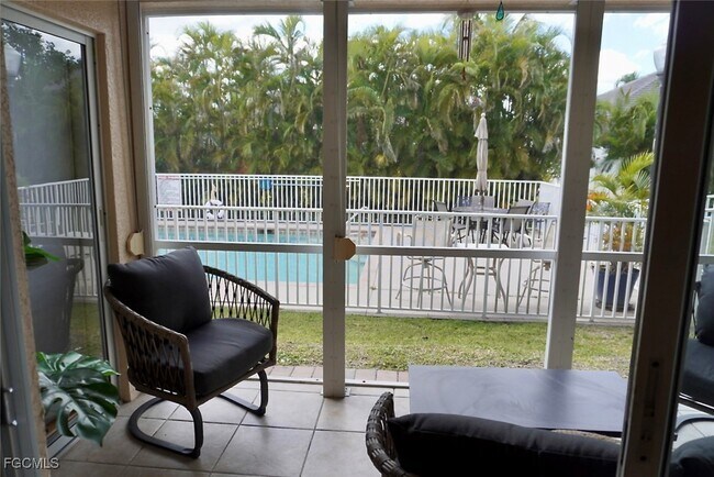 Building Photo - 5214 Chiquita Blvd S