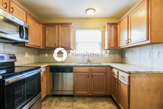 Building Photo - 3 Bedroom Pet-Friendly Home in Grain Valley, MO with Main Street Renewal