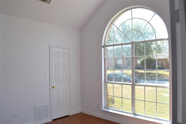 Building Photo - 3609 Adavale Dr