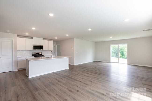 Building Photo - 10350 Chatham Run Ln