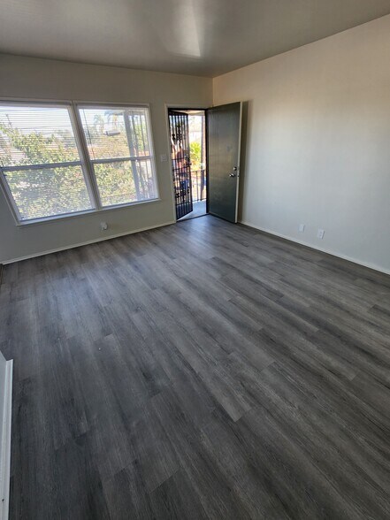 Building Photo - 7015 8th Ave