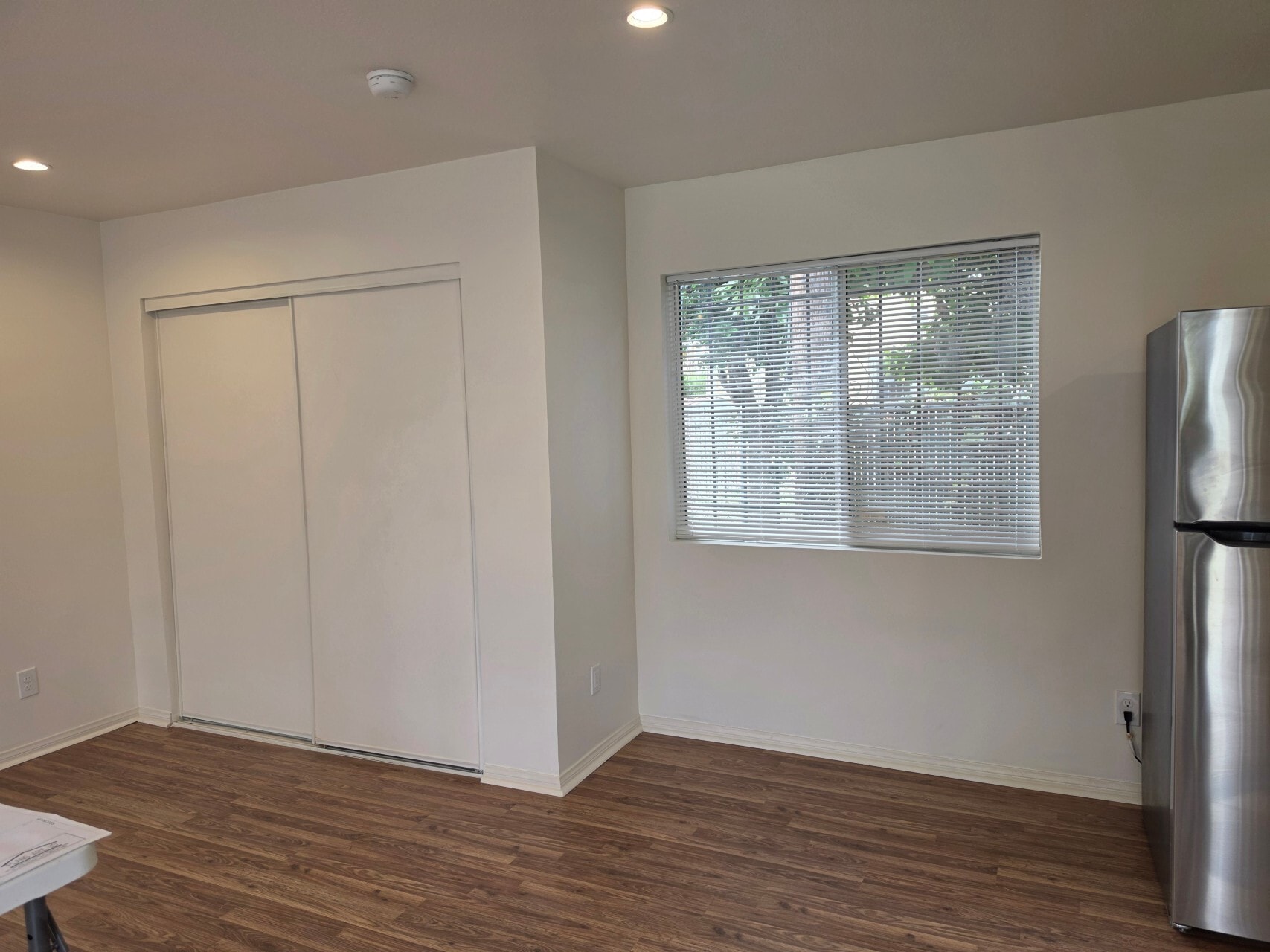 Living Area and closet - 4427 4th Ave