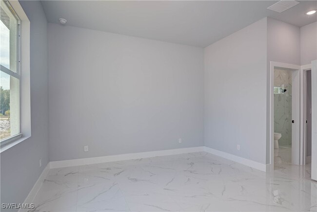 Building Photo - 3121 71st St W