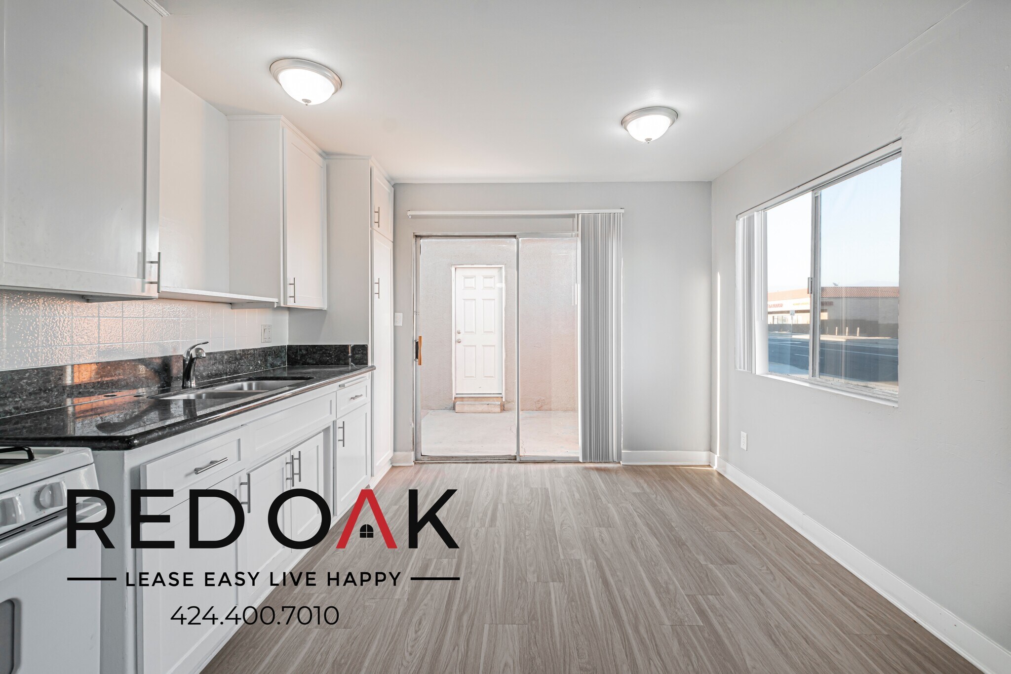 Building Photo - 660 S Riverside Ave