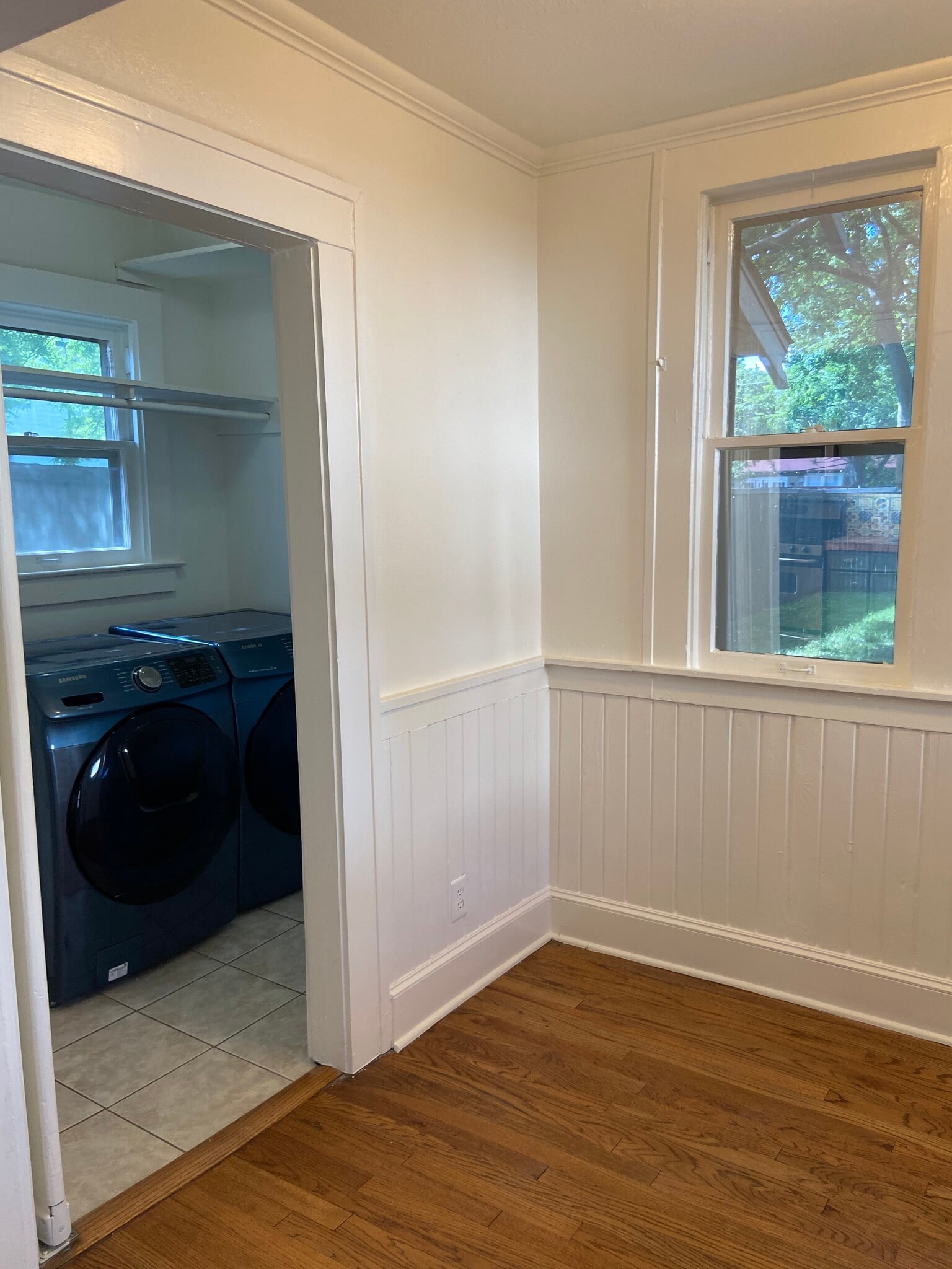Laundry - 5519 Miller Ave