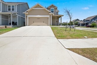 Building Photo - 100 Wind Flower Ln