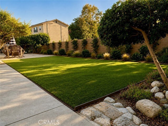 Building Photo - 9625 Aqueduct Ave