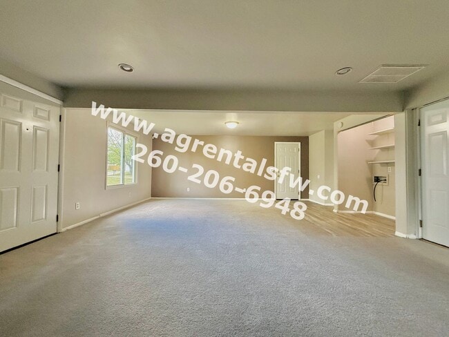 Building Photo - 4 bedroom House