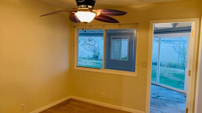 Building Photo - Huntington Beach Charming 3 Bedroom House