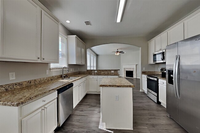 Building Photo - 7031 Tallow Knoll Ln