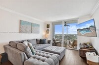 Building Photo - 1391 S Ocean Blvd