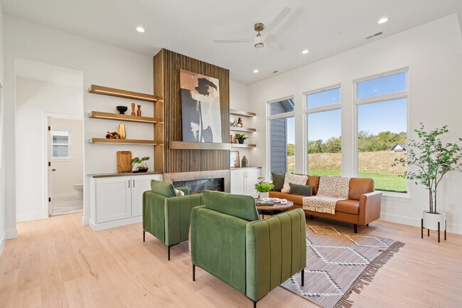 Building Photo - 2805 Easley Cabin Cir
