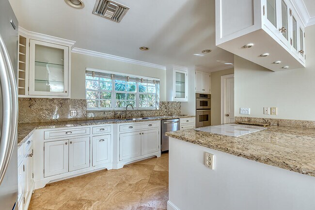 Building Photo - 2288 N Wallen Dr