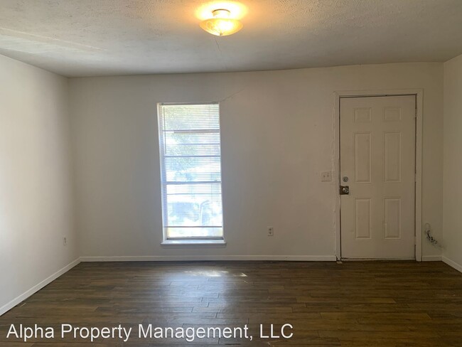 Building Photo - 1 br, 1 bath House - 3720 West Capitol Str...