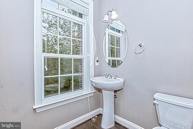 Building Photo - 4302 Edosomwan Ln