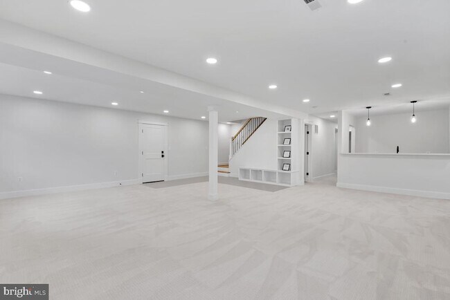 Building Photo - 3109 N Nottingham St