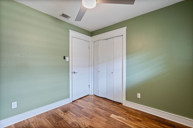 Building Photo - Beautiful 4 bedroom, 2.5 bathroom home in North Austin!!!
