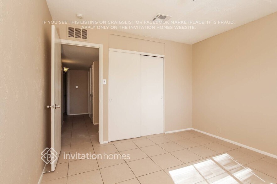 Building Photo - 4643 N 58th Ave