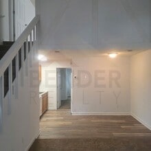 Building Photo - 3309/3311 Steeple Circle