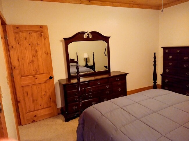 Building Photo - 386 Arbor Dr