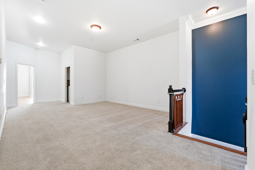 Building Photo - 6961 Fellowship Ln