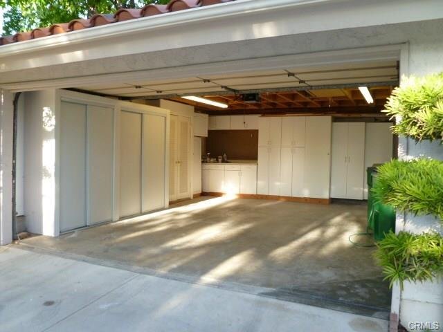 Building Photo - 48 Cedar Tree Lane, Irvine, CA 92612 - 3 B...