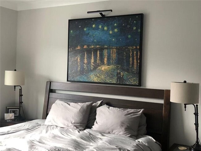 Building Photo - 670 Hudson Wy