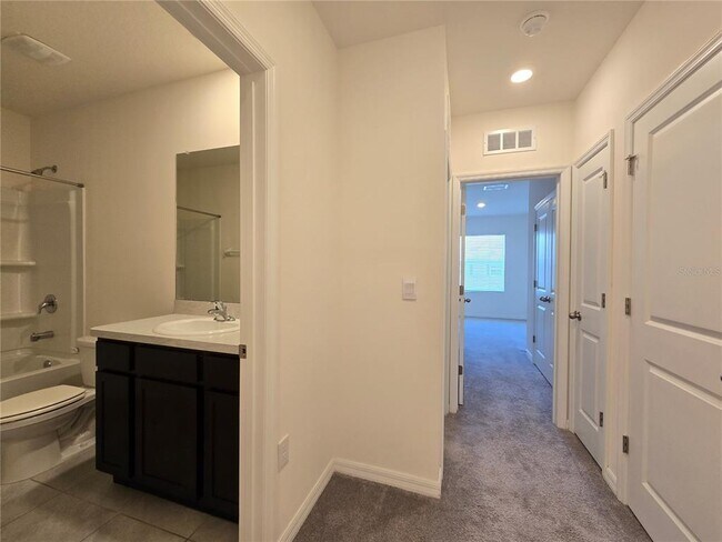 Building Photo - 32803 Pez Landing Ln
