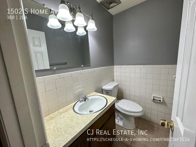 Building Photo - 1502 S Home Ave