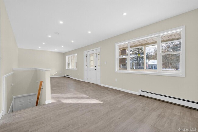 Building Photo - 149 Lewis Ln