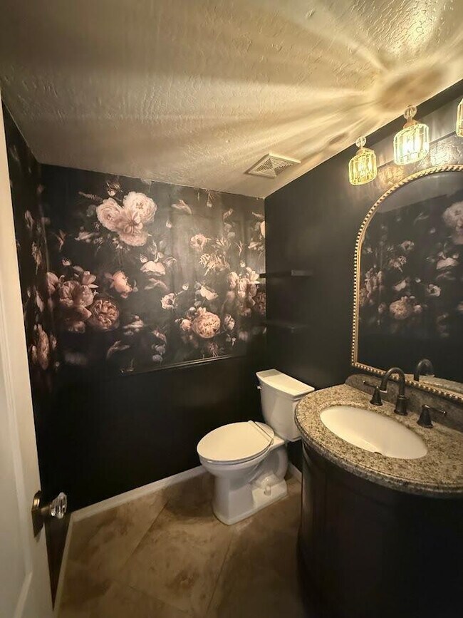 Building Photo - 6602 W Molly Ln