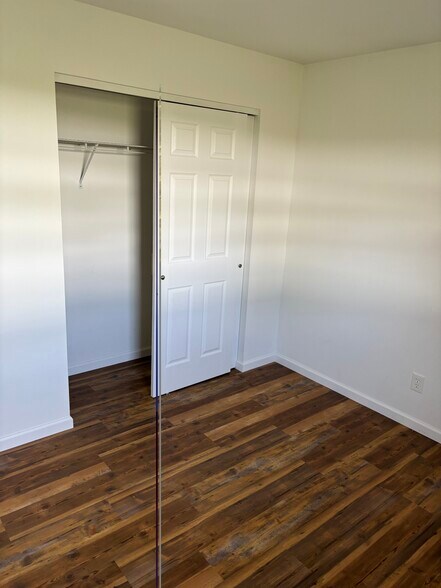 Building Photo - 536 Orchard Ln