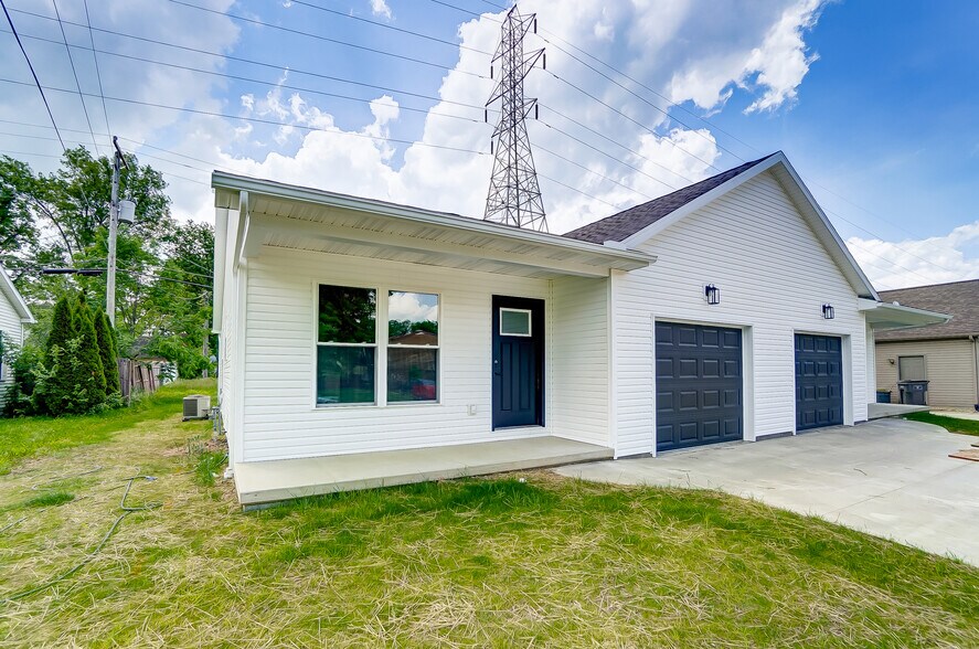 Building Photo - 3011 Cletus Pky