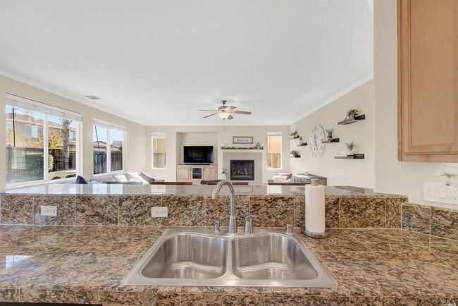 Building Photo - 107 Brighton Cir