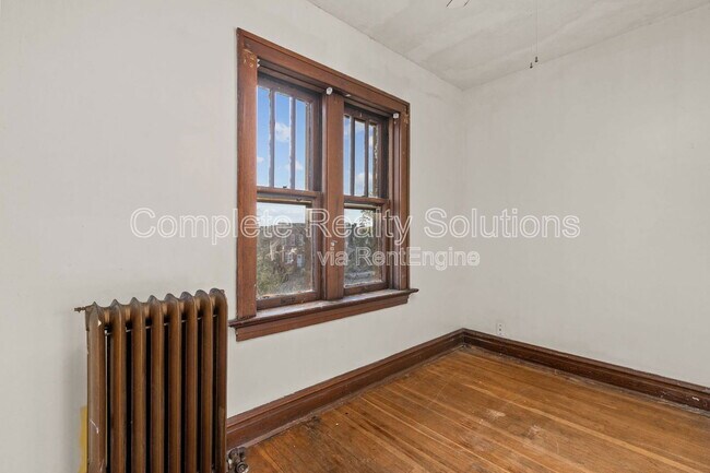 Building Photo - 3948 S Grand Blvd