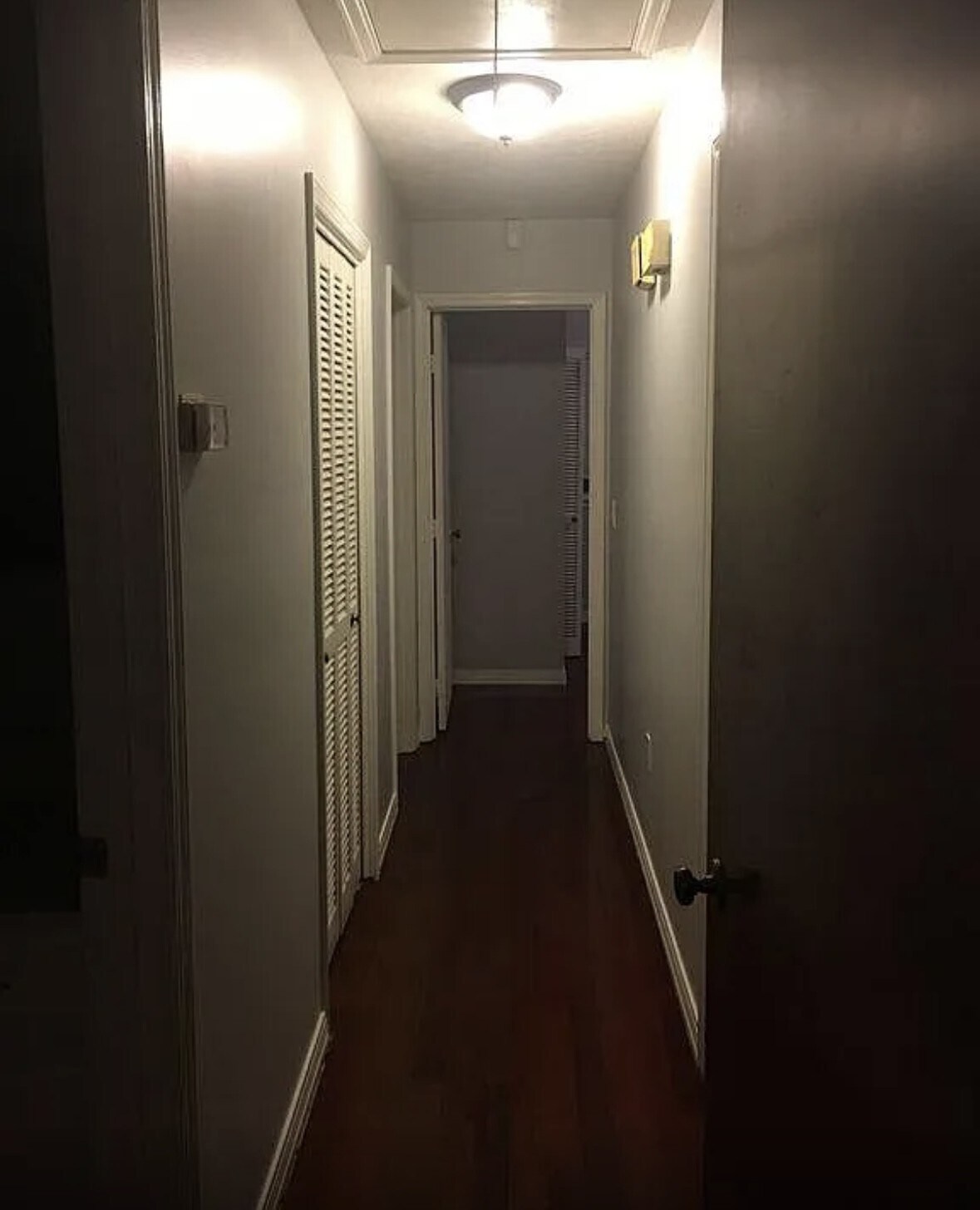 Hallway - 1727 Tanglewood Ct