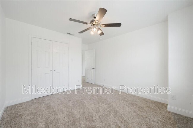 Building Photo - 3308 Moulton St