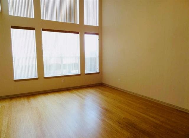 Building Photo - 3021 Rolling Meadow Dr