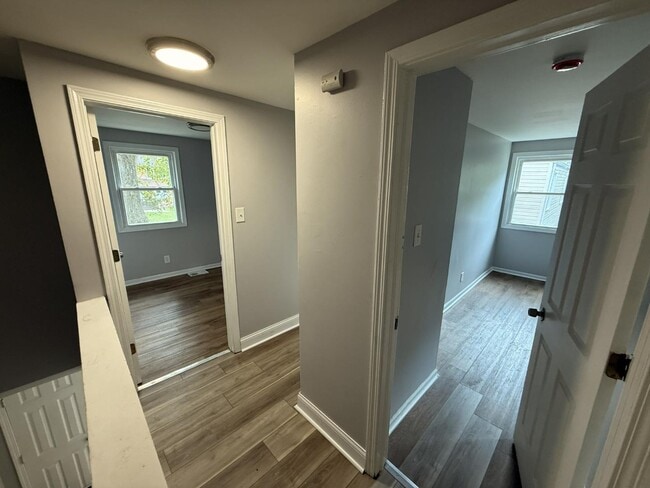 Building Photo - 3526-28 East 9th Avenue