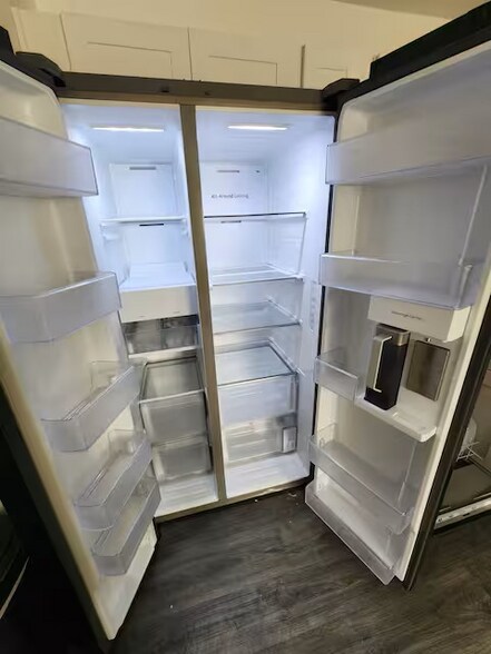 Building Photo - 5212 Ina St