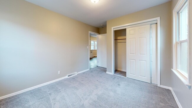 Building Photo - Jefferson Area - 3 Bedroom Single Family Home (between Lorain and Triskett)