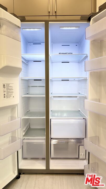 Building Photo - 414 N Palm Dr