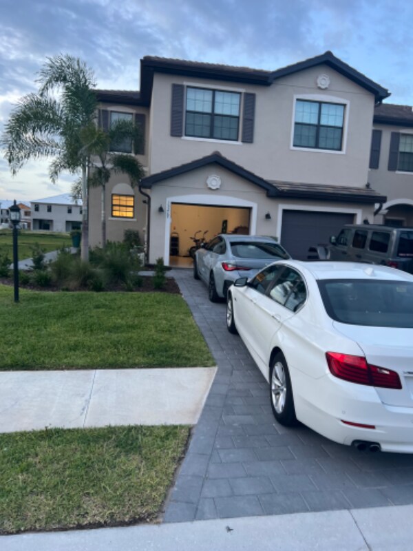 Building Photo - 15217 Lyla Ter