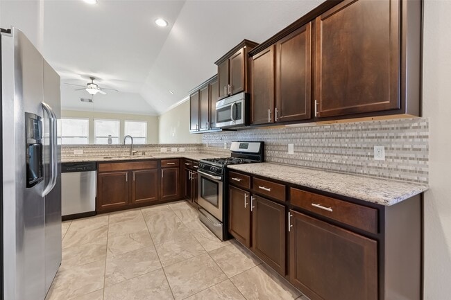 Building Photo - 18139 Swallow Spgs Wy