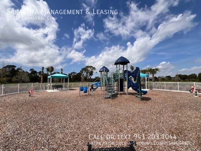 Building Photo - 10337 Canaveral Cir