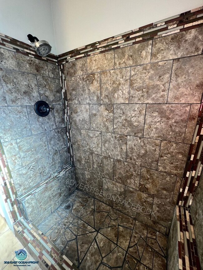 Building Photo - Beautiful 3 bedroom / 1 bathroom home.