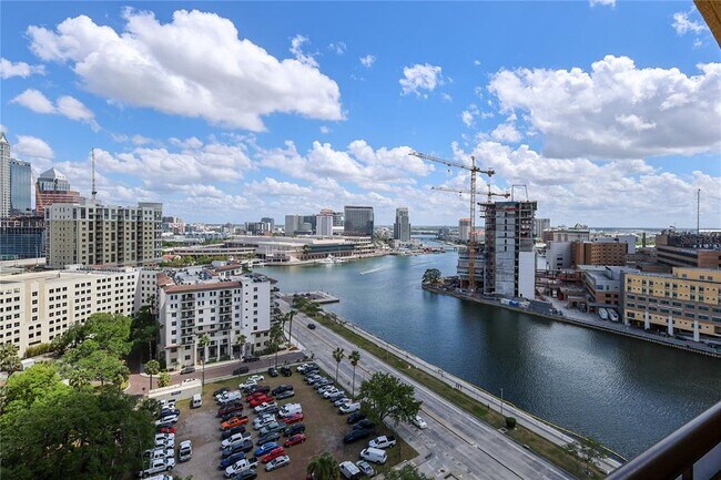 Building Photo - 345 Bayshore Blvd